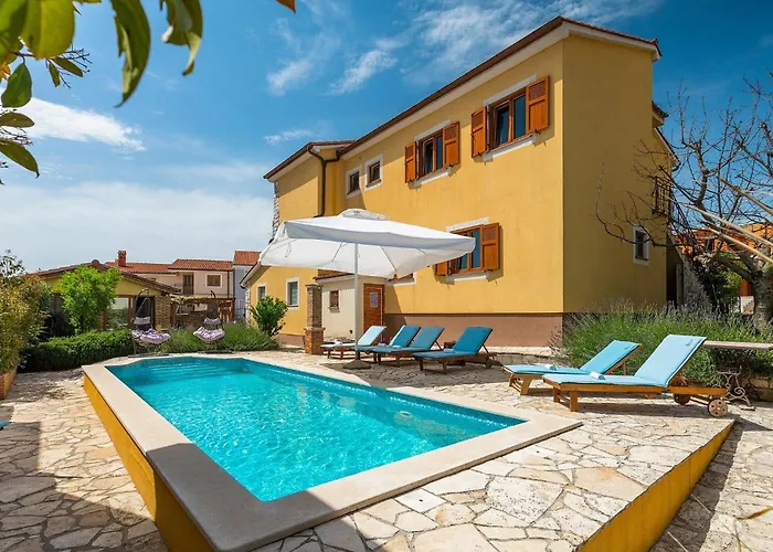 Villa Fani