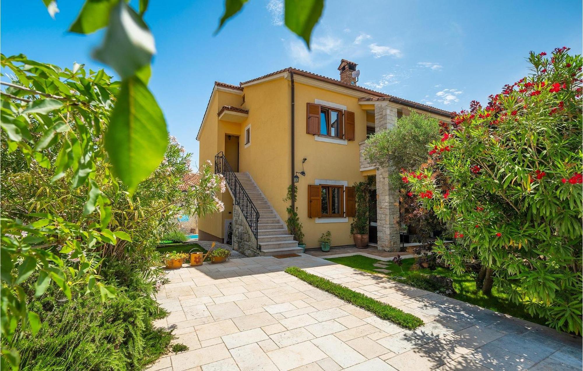 Fani Ferienhaus Pula